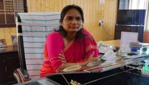 डीएम पिथौरागढ़ रीना जोशी