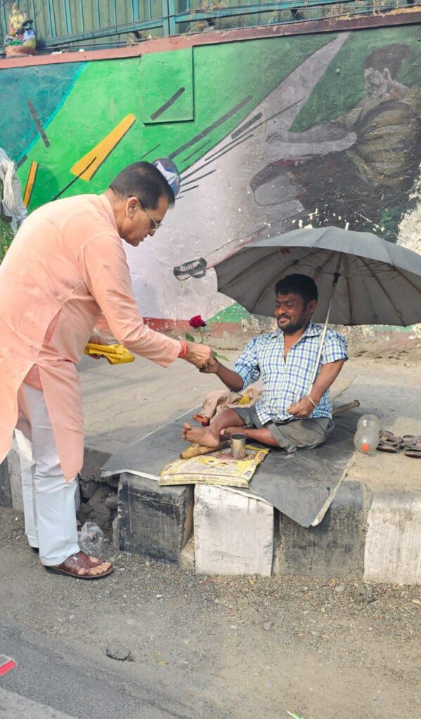 नव संवत्सर के मौके पर कैबिनेट मंत्री डॉ प्रेमचंद अग्रवाल ने प्रदेश वासियों को चैत्र नवरात्रि की शुभकामनाएं दी है।