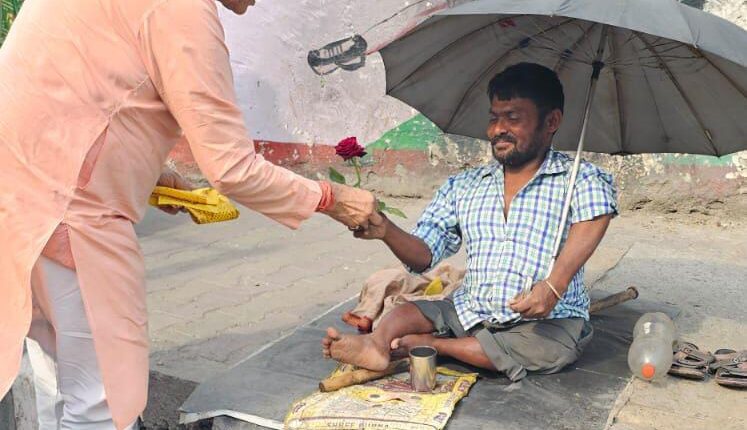 नव संवत्सर के मौके पर कैबिनेट मंत्री डॉ प्रेमचंद अग्रवाल ने प्रदेश वासियों को चैत्र नवरात्रि की शुभकामनाएं दी है।