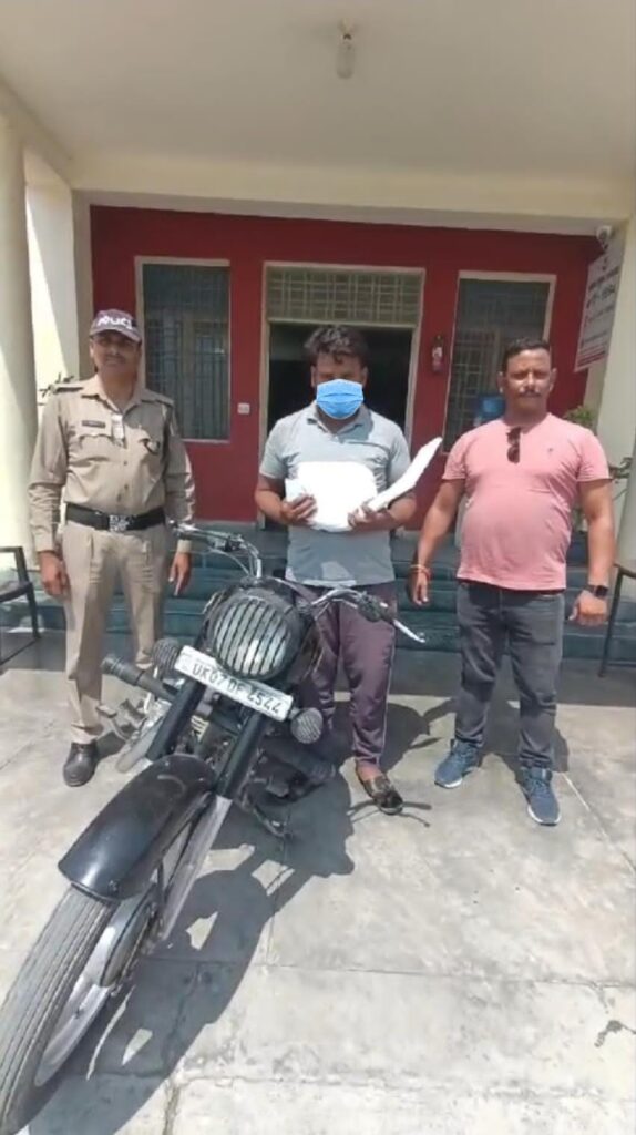 लूट की घटना को अजांम देने वाले शातिर अभियुक्त को दून पुलिस ने किया गिरफ्तार