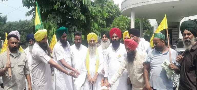 Farmers protest against MP in Rudrapur