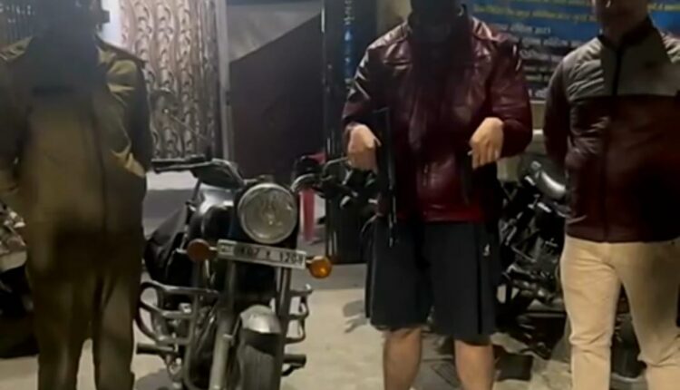 The hobby of becoming famous on social media took him to the police station