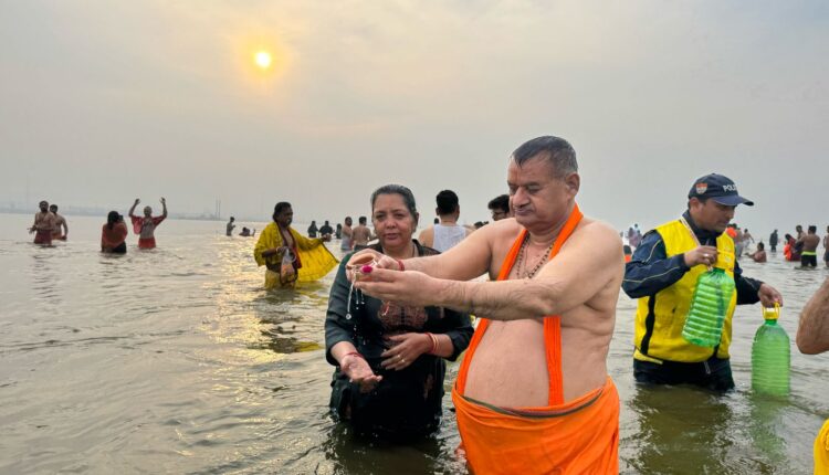 Cabinet minister Ganesh Joshi reached Prayagraj, took a holy dip in the Triveni Sangam on Mahashivratri