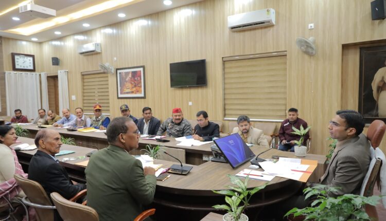 Quarterly meeting on the problems of ex-servicemen under the chairmanship of District Magistrate Savin Bansal