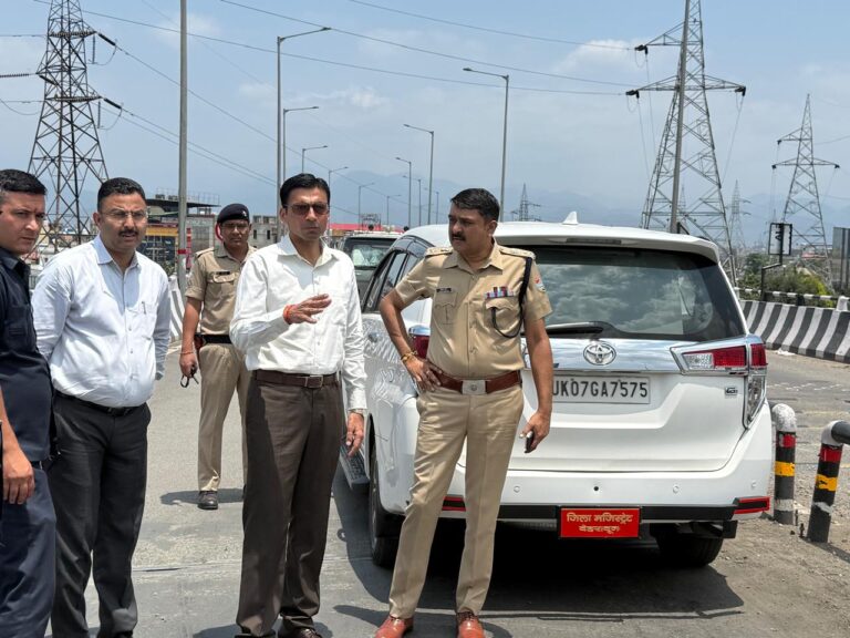 DM and SSP inspected the ISBT flyover