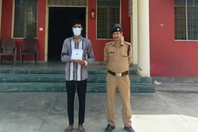 Dehradun Burglar with a reward of Rs 5000 arrested, stolen jewellery also recovered