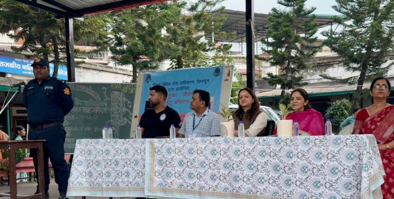 Road Safety - Life Saving campaign organized, emphasis on increasing awareness among girl students