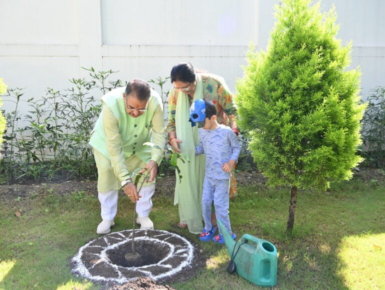 Minister Ganesh Joshi planted a fruit tree on Harela festival, gave the message of greenery and prosperity