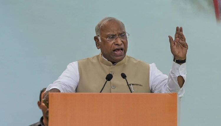 Ahead of Kharge's entry into Uttarakhand, the Congress is launching a major election campaign; a 'Parivartan Sankalp Yatra' (Pledge for Change March) will be held across six assembly constituencies in Dehradun.