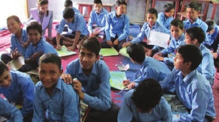 Vocational courses to continue in 200 government schools in Uttarakhand; Education Minister issues directives.