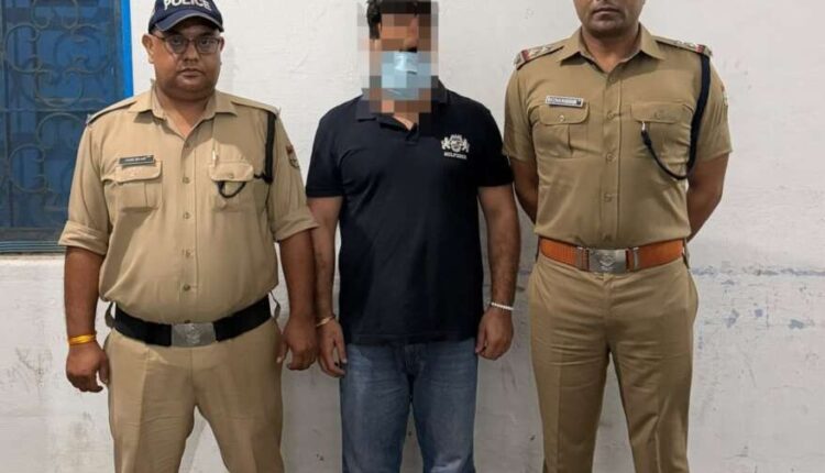 Assault follows collision between Scorpio and scooter in Rudrapur; main accused arrested.