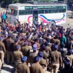 Protest at Jangalchatti on the first day of the Gairsain Assembly session; Pradhan Sangathan and UKD raise demands.