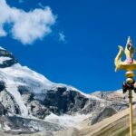 First-ever major traffic jam at Adi Kailash; caused by the growing crowd of pilgrims and snow.